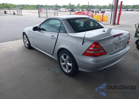 2001 Mercedes-Benz Slk 320 from USA, damaged, VIN WDBKK65F91F207521